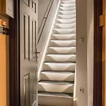 ベッド・アンド・ブレックファスト La Maison Gustave 4*