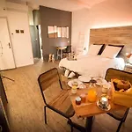 La Maison Gustave Nocleg ze śniadaniem Narbona