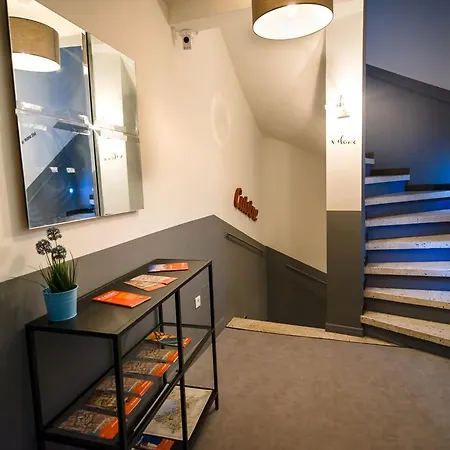 La Maison Gustave Нарбонна