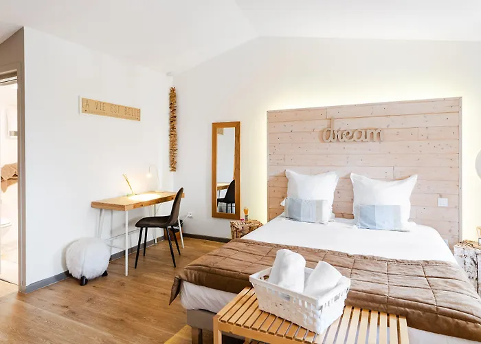 Bed & Breakfast La Maison Gustave Narbonne