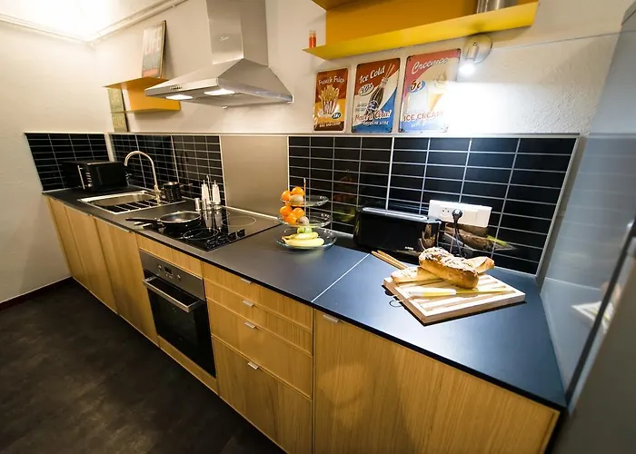 La Maison Gustave Bed & Breakfast Narbonne