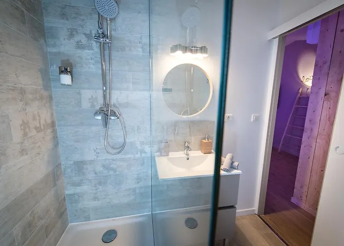 Bed & Breakfast La Maison Gustave 4*