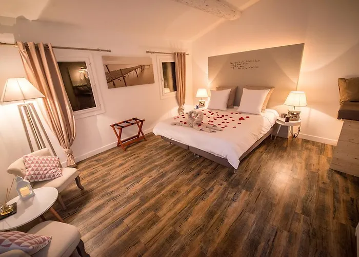 Bed & Breakfast La Maison Gustave 4*